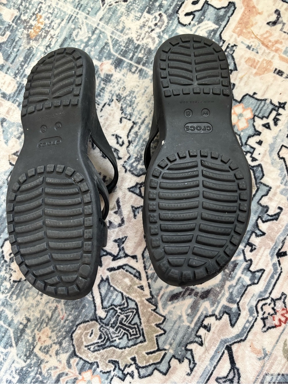 Crocs Women’s Black Sandal - Comfortable Strappy Slide / Size 8 - Picture 3 of 6